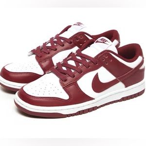 Nike Burgundy Dunks size US M 6